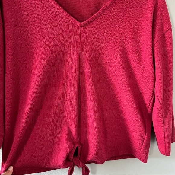 SOLD ‼️ Old‎ Navy Red Pullover 3/4 sleeve - Size M - Picture 4 of 8